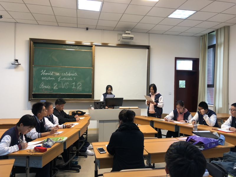 E:\格致中学\国际部\新闻稿\国际课程班学生参与2018届格致中学奉贤校区英语辩论赛.jpg E:\格致中学\国际部\新闻稿\国际课程班学生参与2018届格致中学奉贤校区英语辩论赛.jpg