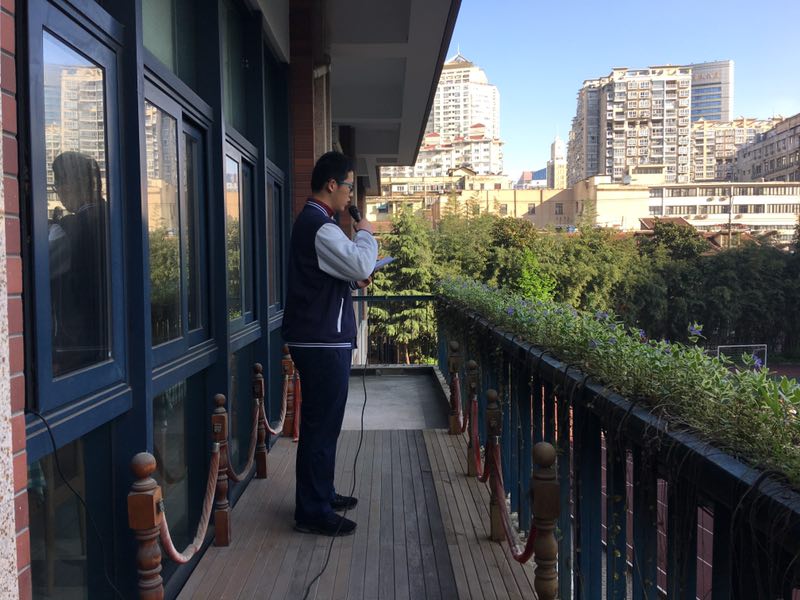 主持人发言.jpg